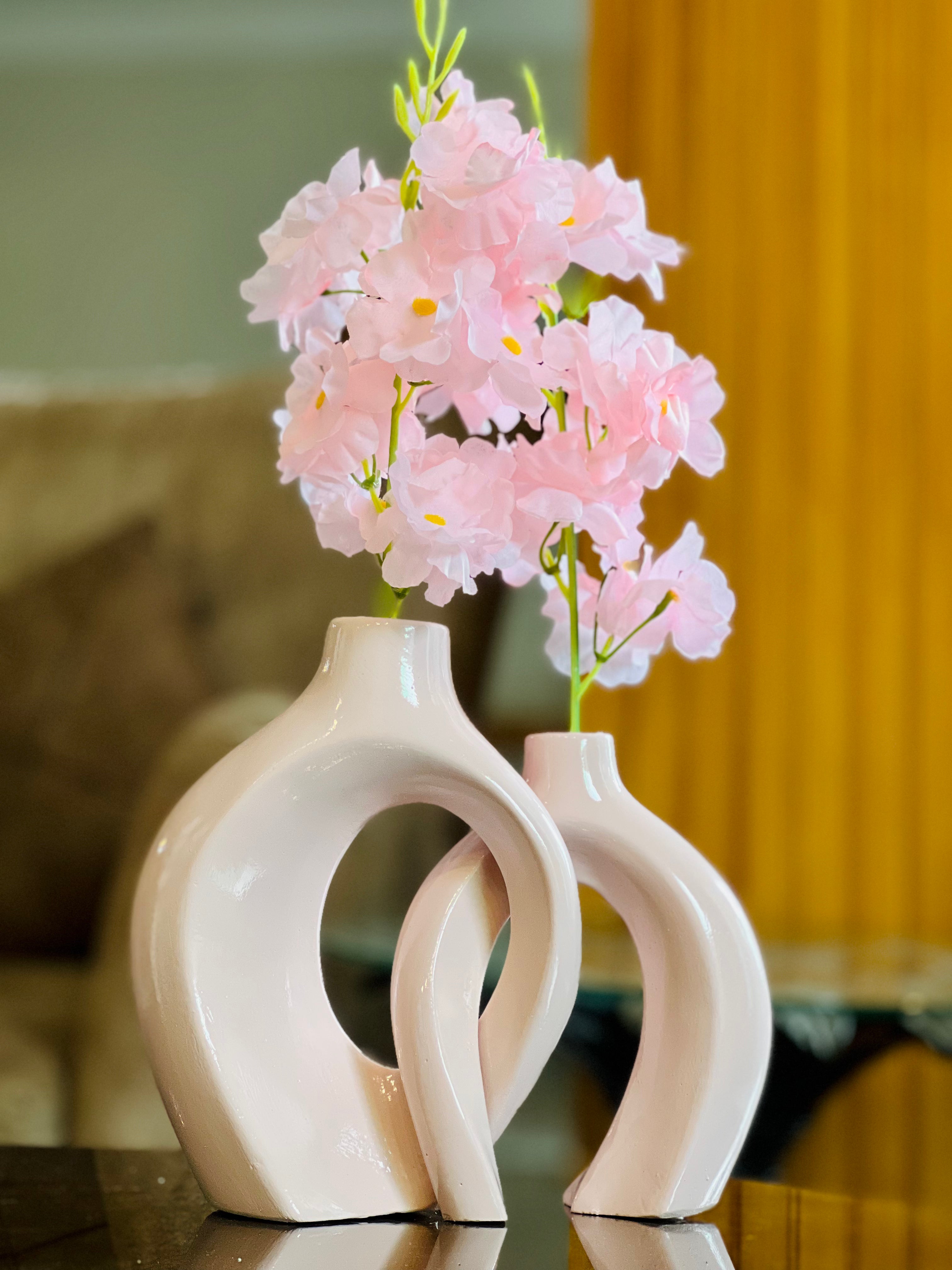 Couple Vase With Flowers (Set of 2-Pieces)