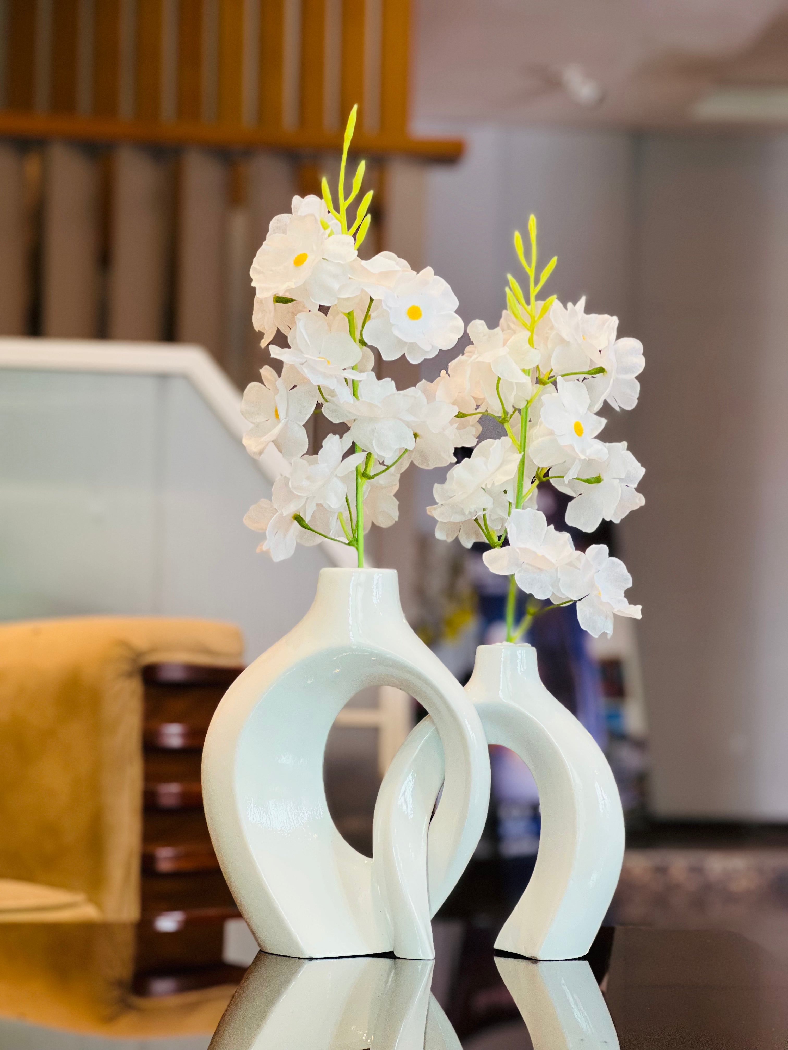 Couple Vase With Flowers (Set of 2-Pieces)