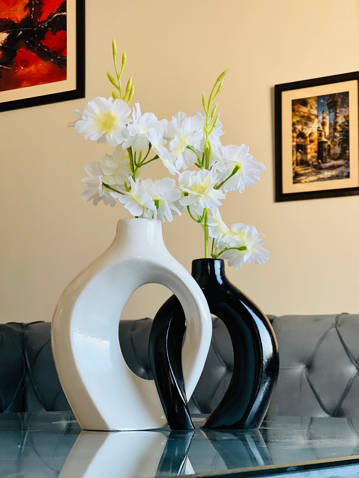 Couple Vase With Flowers (Set of 2-Pieces)